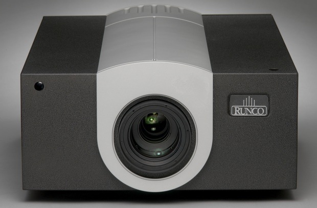 Runco VX-33i and VX-33d DLP Projectors